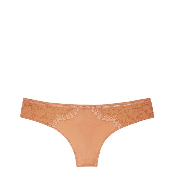 VICTORIA'S SECRET BODY BY VICTORIA ORANGE THONG PANTY - Picture 1 of 1